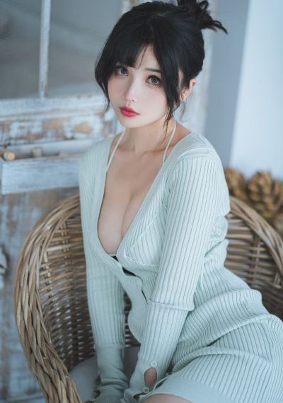欧美瘦模特_乱人伦精品视频在线观看
