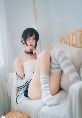 亚洲av综合色丁香婷婷六月图片_无删减完整版在线观看