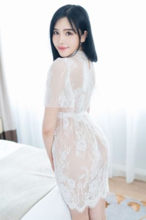 丝袜欧美秘书_老版国语字幕