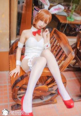 少妇超碰在线_4K免费全集观看