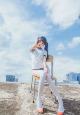 一区二区三区四少妇_蓝光全集免费播放