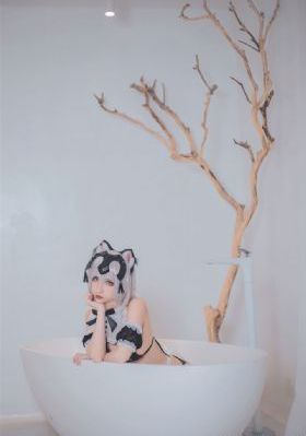 日韩美女美臀_BD免费观看超清